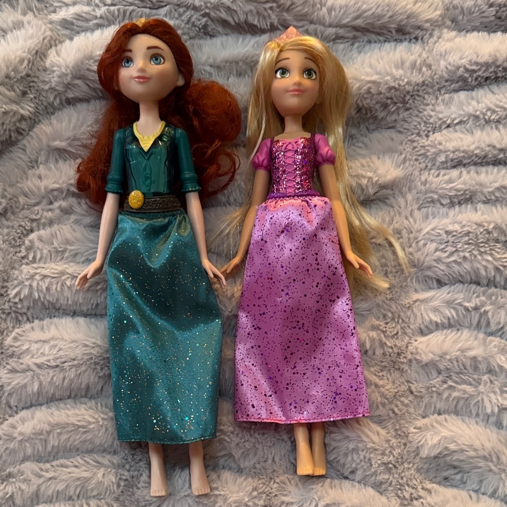Disney Princess Doll Duo with Teal and Purple Dresses